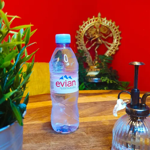  Evian, San Pellegrino (50 cl)